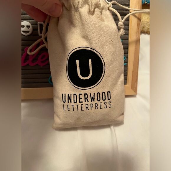 Not so mystery Mystery Box Happy items - Picture 4 of 7